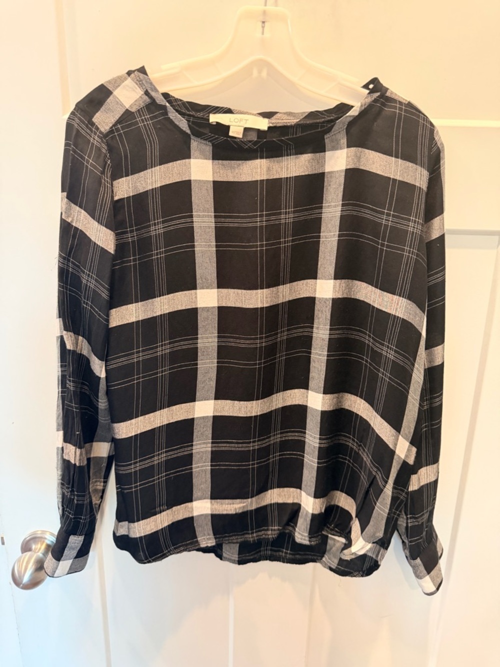 LOFT XS Black White Plaid Blouse Lightweight Long Sleeve Top Casual Chic